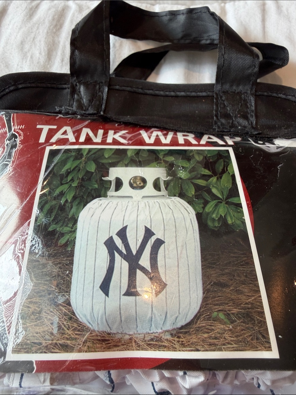 NWT MLB NY Yankees propane tank cover wrap.